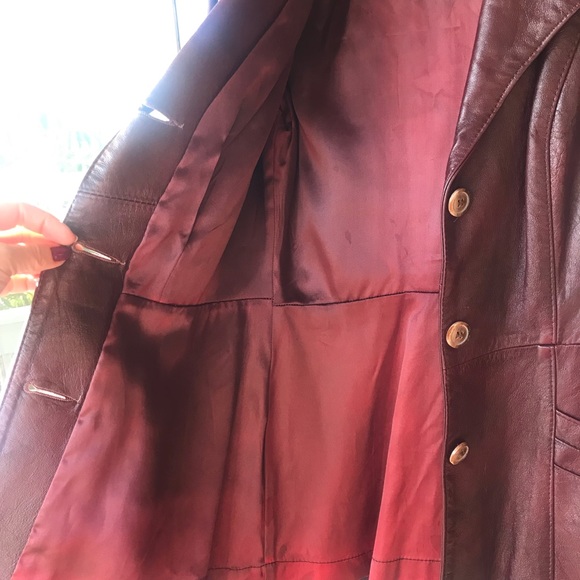 Norwest Leather Works LTD
Women’s burgundy leather jacket - small - Picture 3 of 5